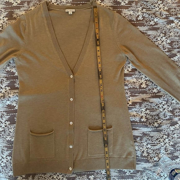 GAP Women's Beige Wool Blend Button-Up Cardigan - Picture 6 of 6
